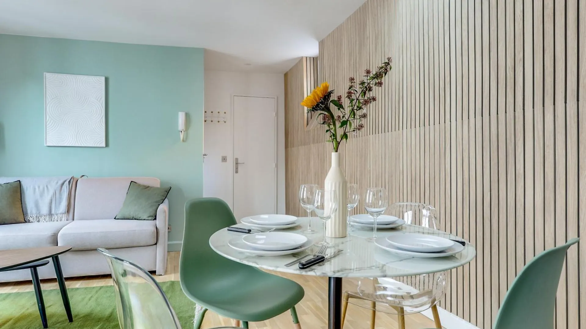 Daire Montmartre L Close To Sacre-Coeur & Rue Des Abbesses Paris Fransa