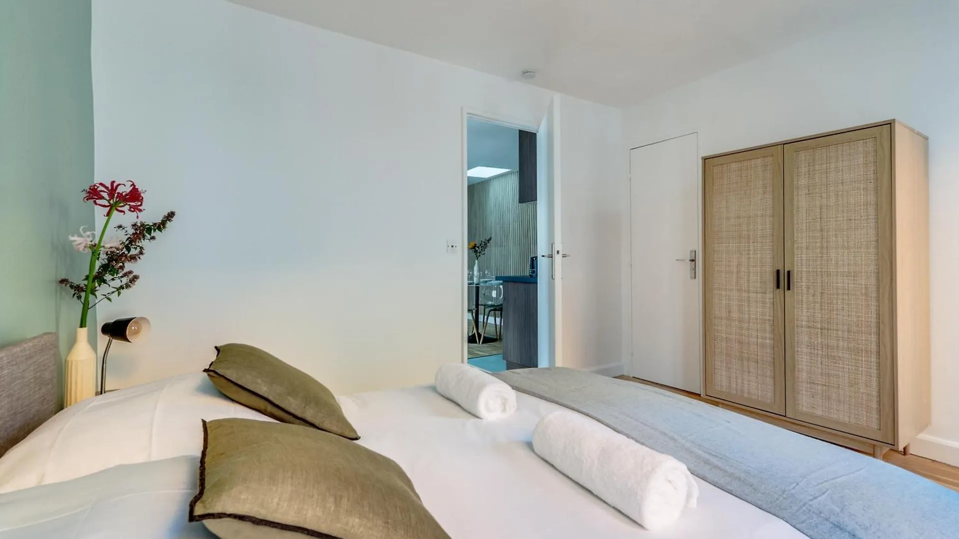 Montmartre L Close To Sacre-Coeur & Rue Des Abbesses Paris Daire